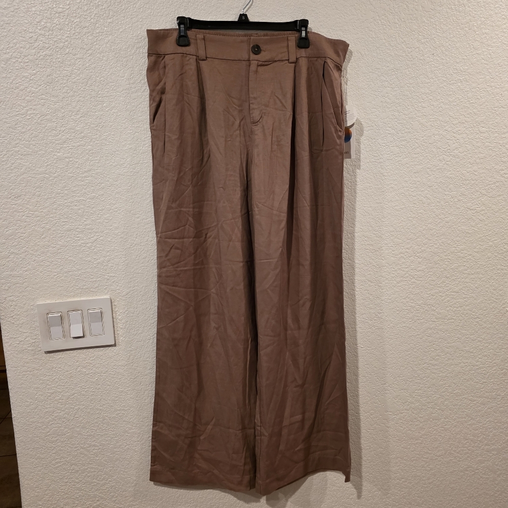 Vuori Trestles Twill Wideleg Pants XL Nutmeg NWT NEW - Picture 5 of 11